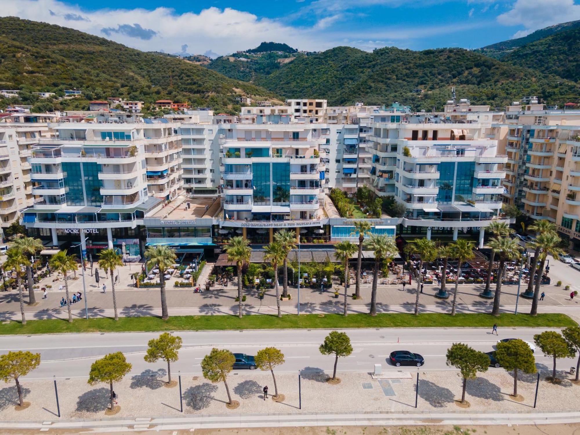 Mustafa Suites Вльора Екстер'єр фото