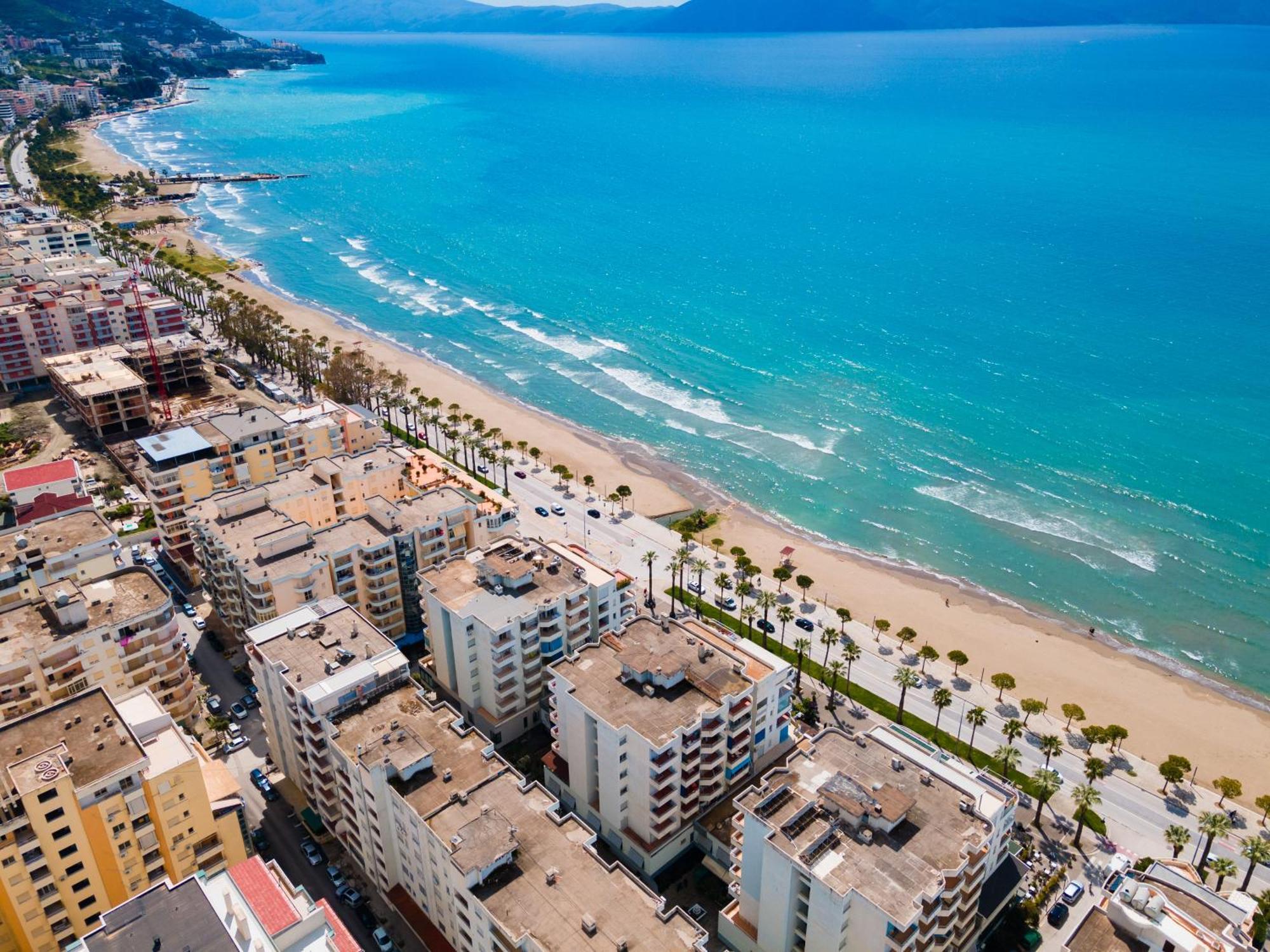 Mustafa Suites Вльора Екстер'єр фото