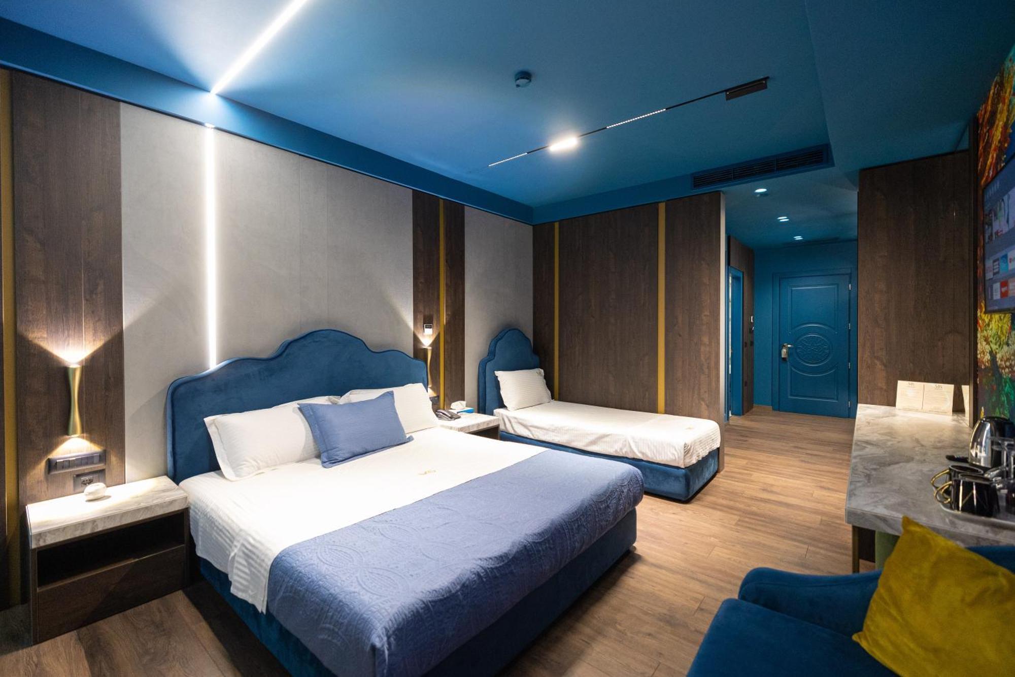 Mustafa Suites Вльора Екстер'єр фото