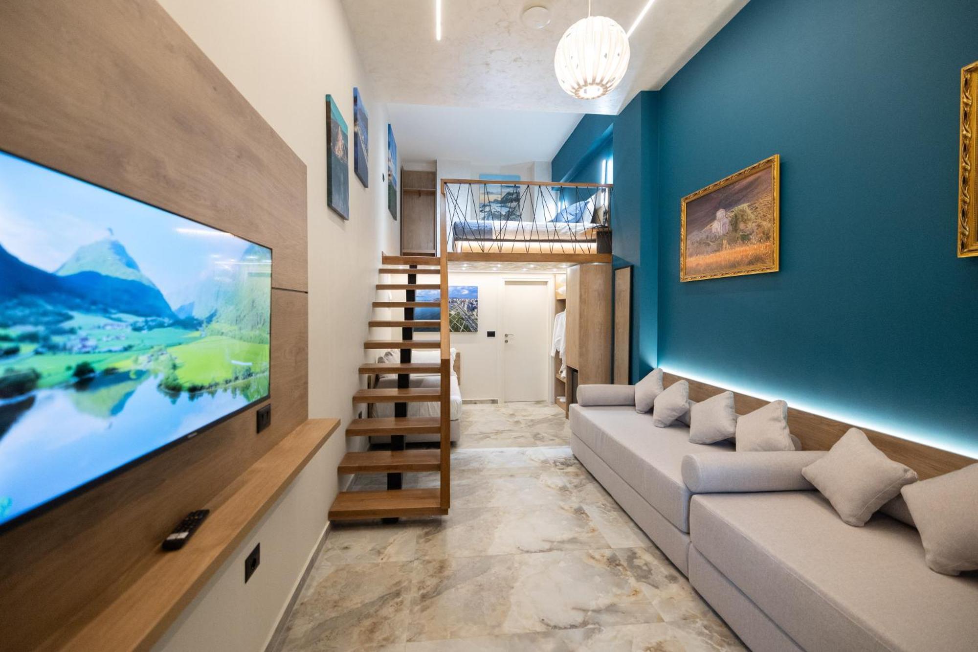 Mustafa Suites Вльора Екстер'єр фото
