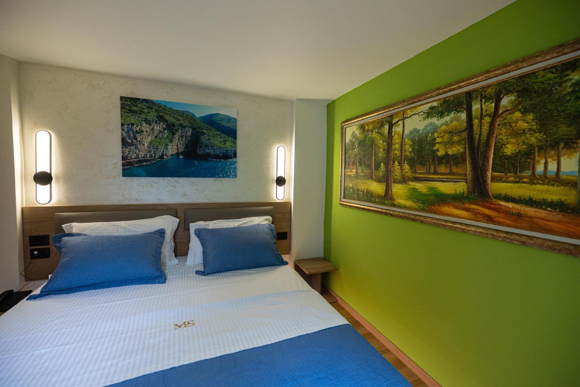 Mustafa Suites Вльора Номер фото